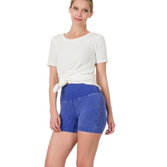 Zenana NWT Stone Washed Seamless High Waisted Shorts in Neon Coral - Picture 5 of 5